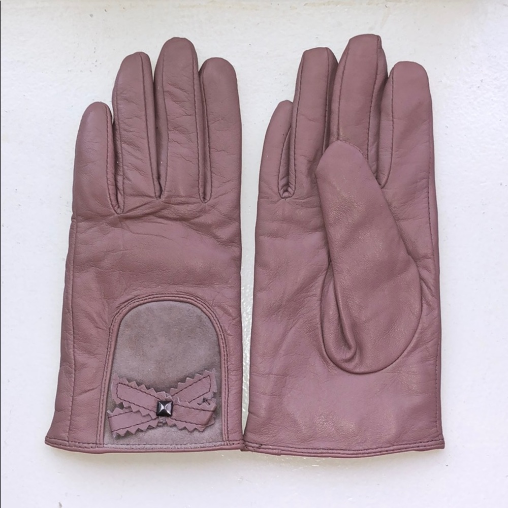 100% Leather Gloves
